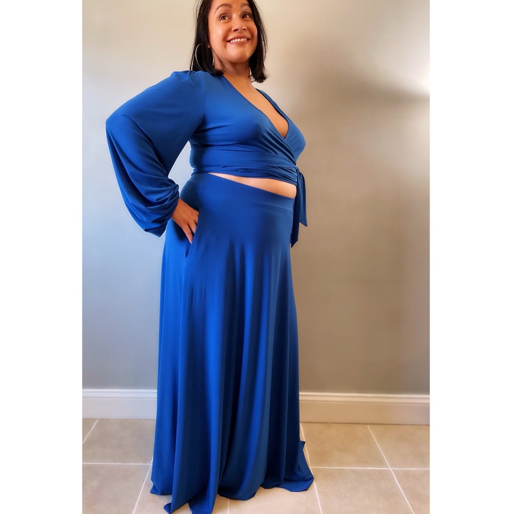 Wrap-Crop Top & Maxi Skirt "La Jefa" Set: Plus Size